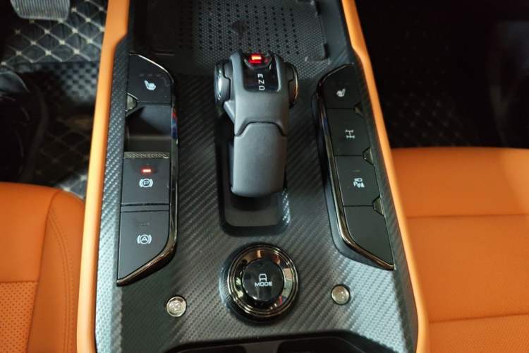 Used Haval Raptor New Energy 2024 Hi4 145 Pro Gear Lever