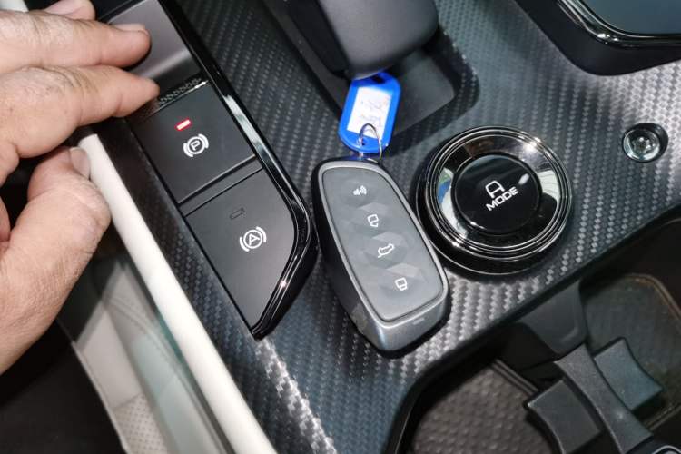 Used Haval Raptor New Energy 2024 Hi4 145 Cross-Over Edition Interior 1