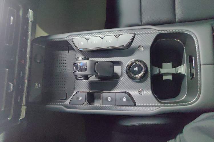 Used Haval Raptor New Energy 2024 Hi4 145 Cross-Over Edition Interior 4