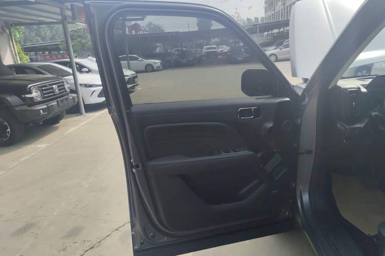Used Haval Raptor New Energy 2024 Hi4 145 Cross-Over Edition Interior 7