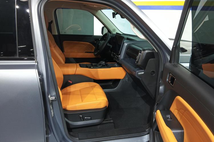 Used Haval Raptor New Energy 2024 Hi4 102 Pro Right Front Seat