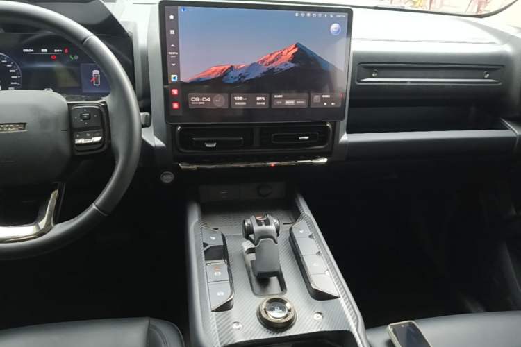 Used Haval Raptor New Energy 2024 Hi4 102 Pro Audio And AC Panel