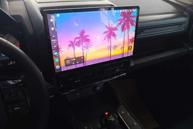 Used Haval Raptor New Energy 2024 Hi4 102 Pro Audio And AC Panel