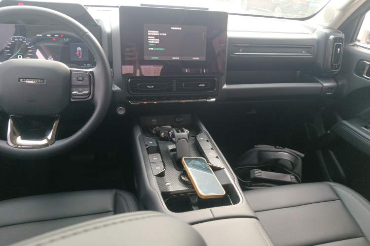 Used Haval Raptor New Energy 2024 Hi4 102 Pro Audio And AC Panel
