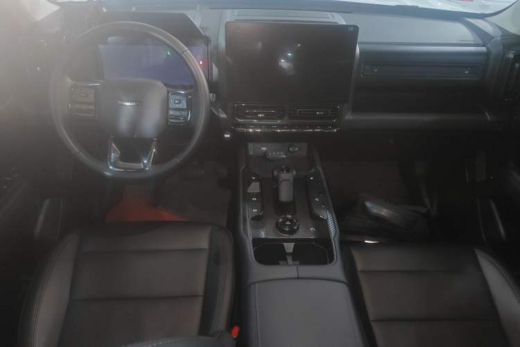 Used Haval Raptor New Energy 2024 Hi4 102 Pro Center Console