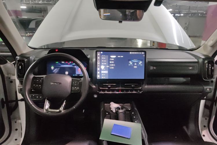 Used Haval Raptor New Energy 2024 Hi4 145 Pro Center Console