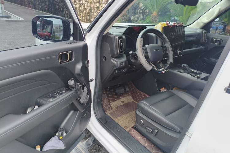 Used Haval Raptor New Energy 2024 Hi4 102 Pro Driver Seat