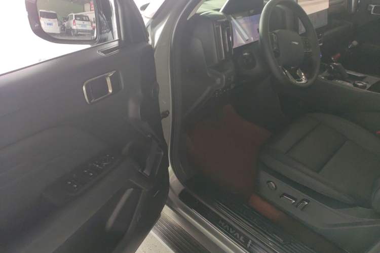 Used Haval Raptor New Energy 2024 Hi4 145 Pro Driver Seat