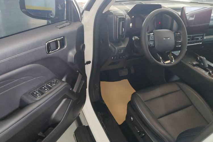 Used Haval Raptor New Energy 2024 Hi4 102 Pro Driver Seat