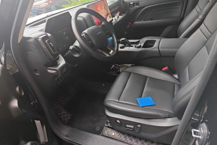 Used Haval Raptor New Energy 2024 Hi4 145 Pro Driver Seat