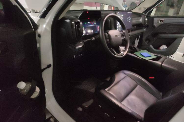 Used Haval Raptor New Energy 2024 Hi4 145 Pro Driver Seat