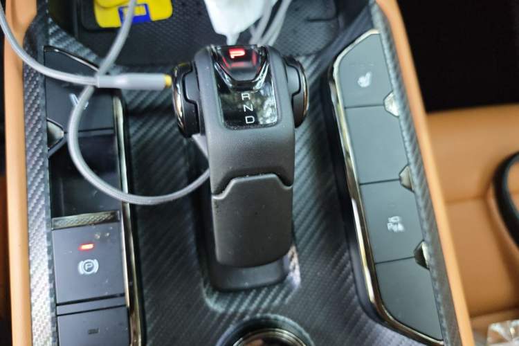 Used Haval Raptor New Energy 2024 Hi4 102 Pro Gear Lever