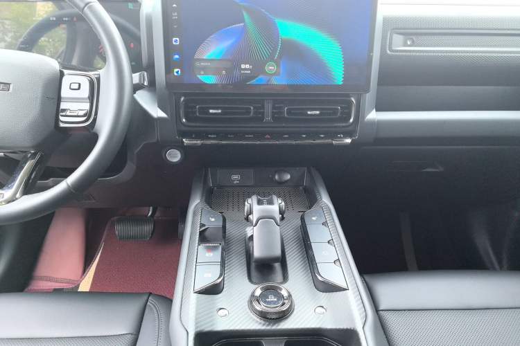 Used Haval Raptor New Energy 2024 Hi4 102 Pro Gear Lever