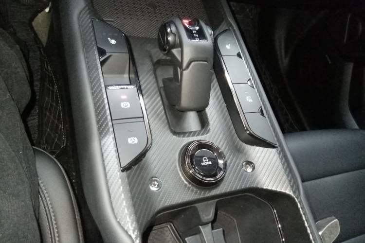 Used Haval Raptor New Energy 2024 Hi4 102 Pro Gear Lever