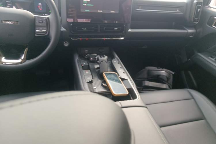 Used Haval Raptor New Energy 2024 Hi4 102 Pro Gear Lever