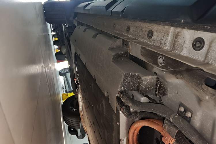 Used Haval Raptor New Energy 2024 Hi4 102 Pro Left Side Sill