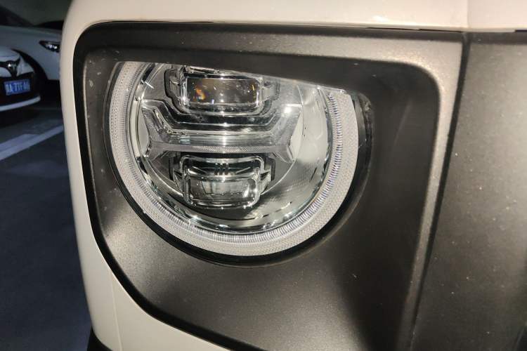 Used Haval Raptor New Energy 2024 Hi4 102 Pro Right Front Headlight