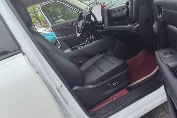 Used Haval Raptor New Energy 2024 Hi4 102 Pro Right Front Seat