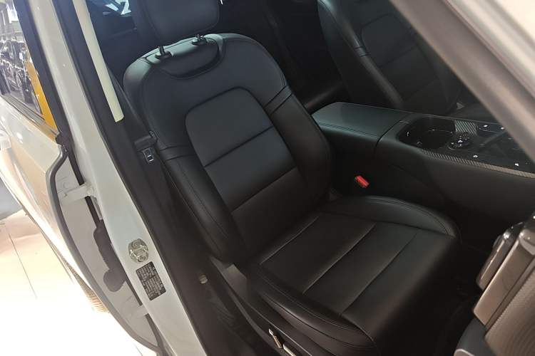 Used Haval Raptor New Energy 2024 Hi4 102 Pro Right Front Seat