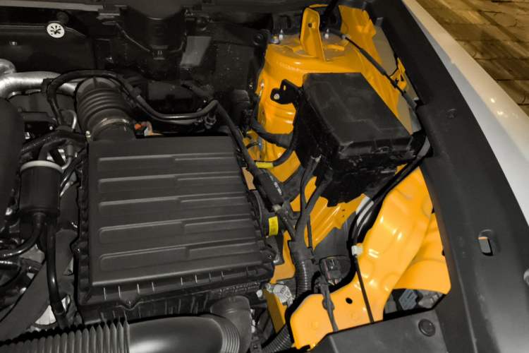 Used Haval Raptor New Energy 2024 Hi4 102 Pro Engine Bay Left