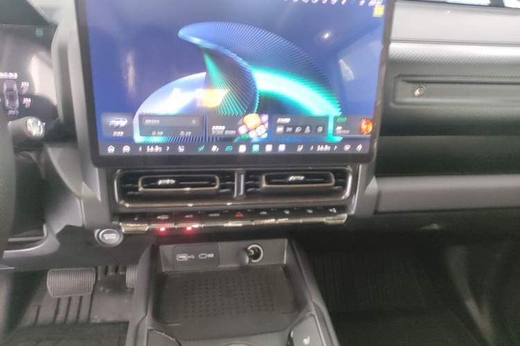Used Haval Raptor New Energy 2026 Model Hi4 200 Ultra Audio And AC Panel