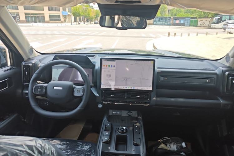 Used Haval Raptor New Energy 2026 Model Hi4 150 Ultra Navigation Edition—Ternary Lithium Center Console
