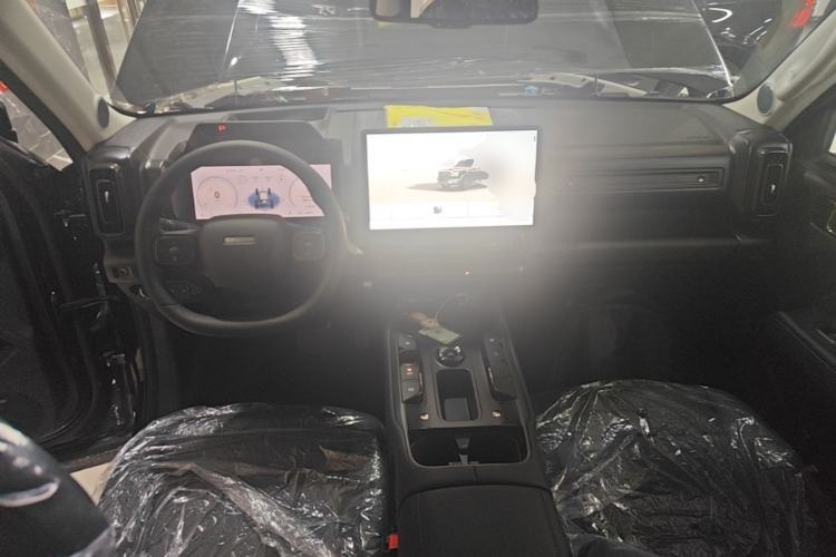 Used Haval Raptor New Energy 2026 Model Hi4 200 Ultra Center Console