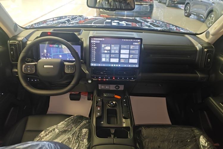 Used Haval Raptor New Energy 2026 Model Hi4 150 Ultra Flagship Edition Center Console