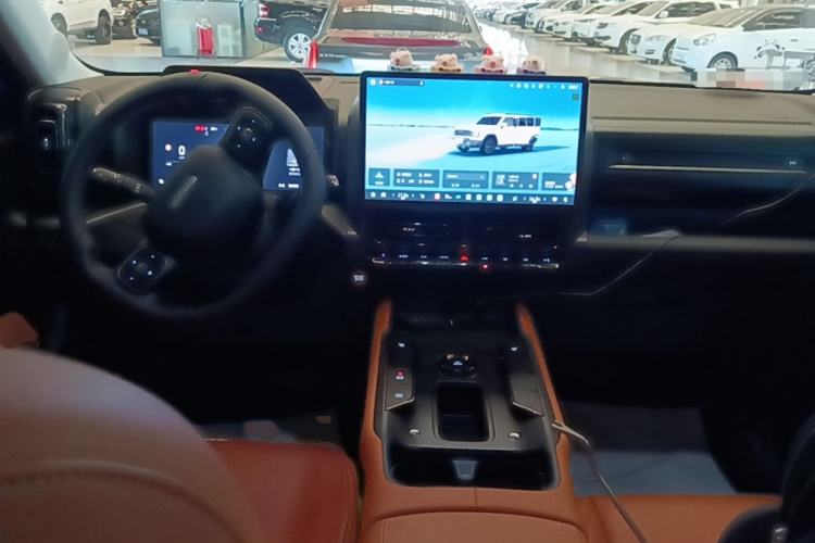 Used Haval Raptor New Energy 2026 Model Hi4 105 Pro Center Console