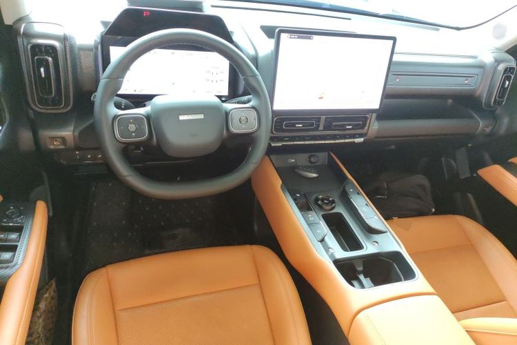 Used Haval Raptor New Energy 2026 Model Hi4 200 Ultra Center Console