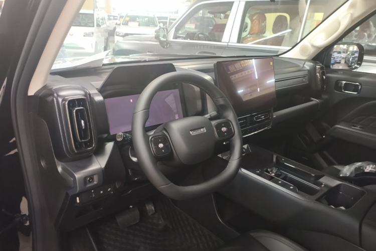 Used Haval Raptor New Energy 2026 Model Hi4 150 Pro Center Console