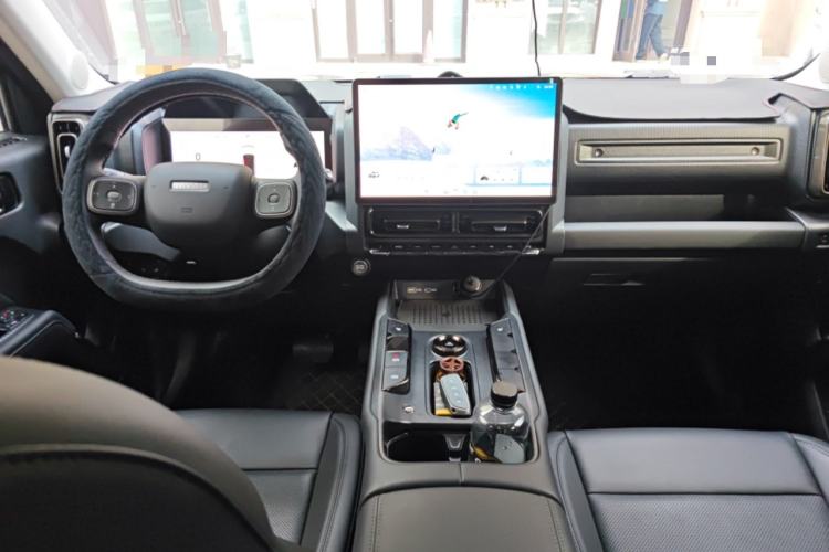 Used Haval Raptor New Energy 2026 Model Hi4 105 Pro Center Console