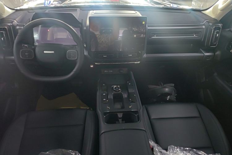Used Haval Raptor New Energy 2026 Model Hi4 150 Pro Center Console