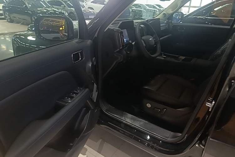 Used Haval Raptor New Energy 2026 Model Hi4 150 Ultra Flagship Edition Driver Seat