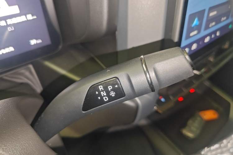 Used Haval Raptor New Energy 2026 Model Hi4 150 Ultra Flagship Edition Gear Lever
