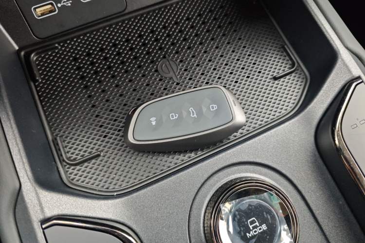 Used Haval Raptor New Energy 2026 Model Hi4 105 Pro Interior 1