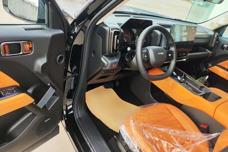 Used Haval Raptor New Energy 2026 Model Hi4 105 Pro Interior 3