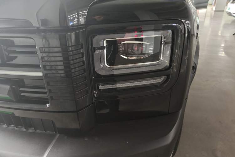 Used Haval Raptor New Energy 2026 Model Hi4 105 Pro Left Front Headlight