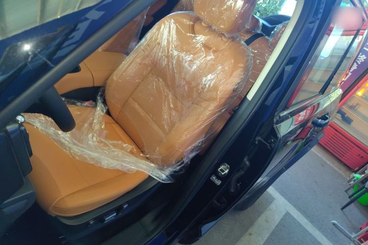Used Haval Raptor New Energy 2026 Model Hi4 105 Pro Left Front Seat