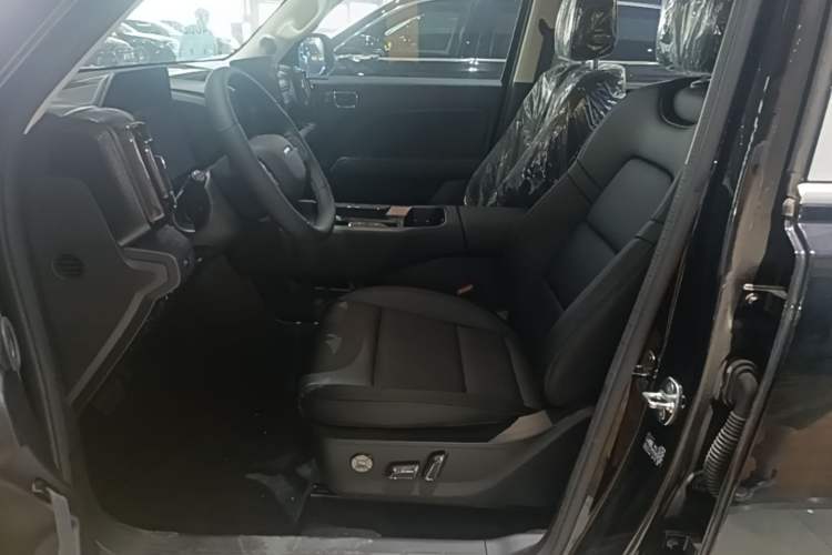 Used Haval Raptor New Energy 2026 Model Hi4 150 Ultra Flagship Edition Left Front Seat