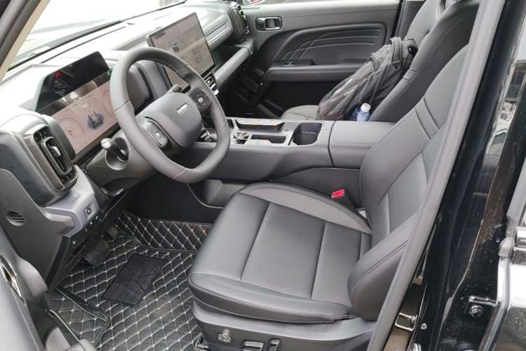 Used Haval Raptor New Energy 2026 Model Hi4 150 Ultra Left Front Seat