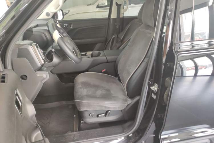 Used Haval Raptor New Energy 2026 Model Hi4 200 Ultra Left Front Seat