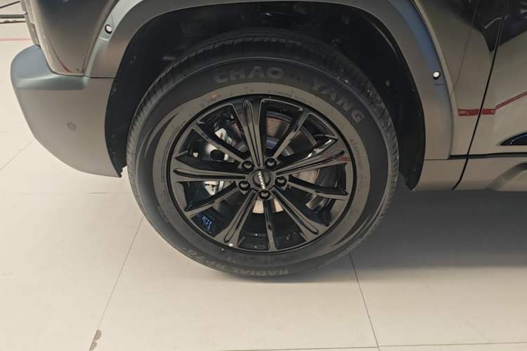 Used Haval Raptor New Energy 2026 Model Hi4 150 Ultra Flagship Edition Left Front Wheel Hub