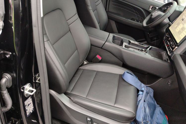 Used Haval Raptor New Energy 2026 Model Hi4 150 Pro Right Front Seat