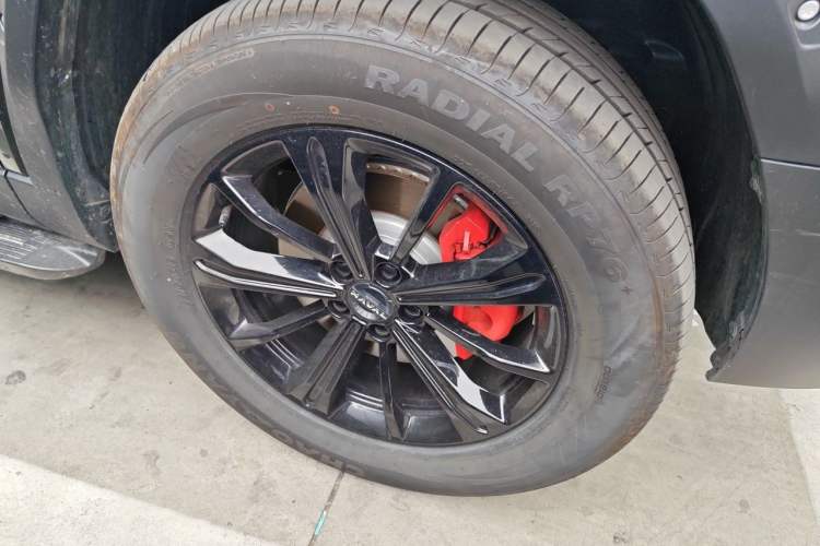 Used Haval Raptor New Energy 2026 Model Hi4 105 Pro Right Front Wheel Hub