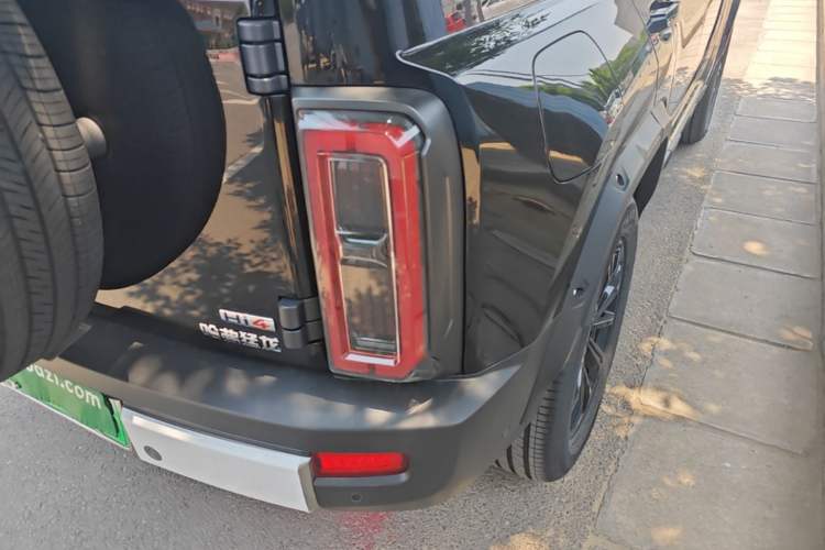 Used Haval Raptor New Energy 2026 Model Hi4 150 Ultra Navigation Edition—Ternary Lithium Right Rear Taillight