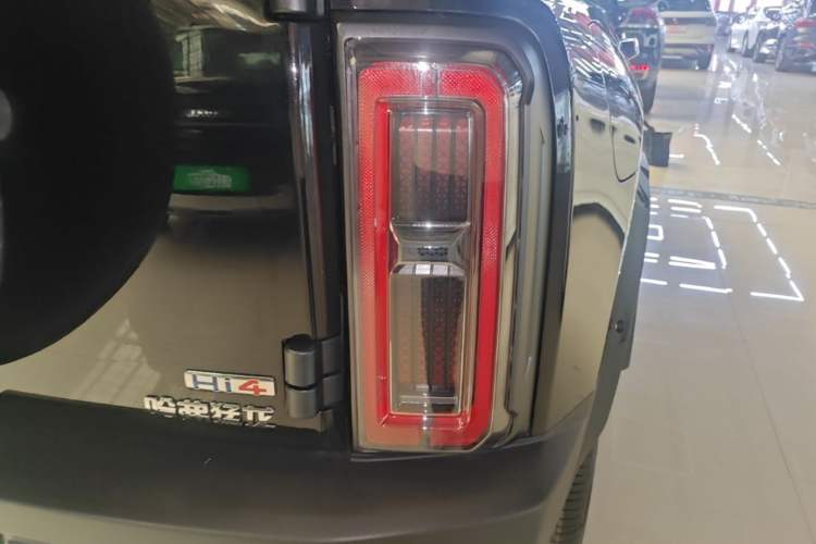 Used Haval Raptor New Energy 2026 Model Hi4 150 Ultra Flagship Edition Right Rear Taillight