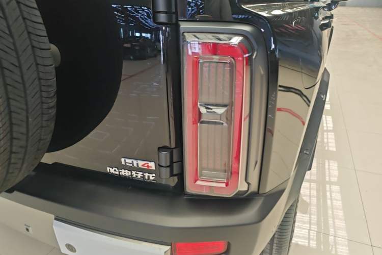 Used Haval Raptor New Energy 2026 Model Hi4 150 Ultra Flagship Edition Right Rear Taillight