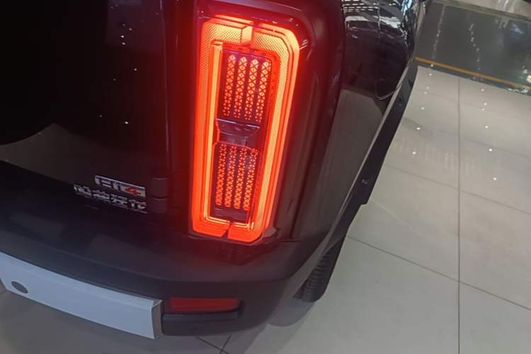 Used Haval Raptor New Energy 2026 Model Hi4 150 Ultra Flagship Edition Right Rear Taillight