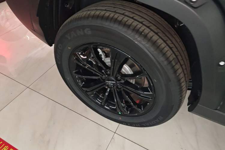 Used Haval Raptor New Energy 2026 Model Hi4 150 Pro Right Rear Wheel Hub